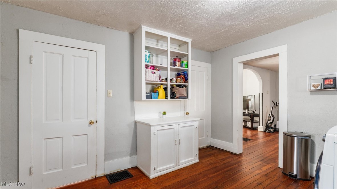 405 Foster Avenue Cambridge OH 43725