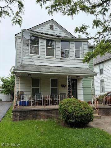 861 Whitcomb Road Cleveland OH 44110