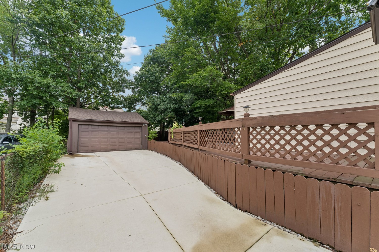 4305 Groveland Road University Heights OH 44118