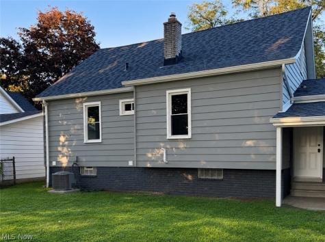 4960 E 81st Street Garfield Heights OH 44125