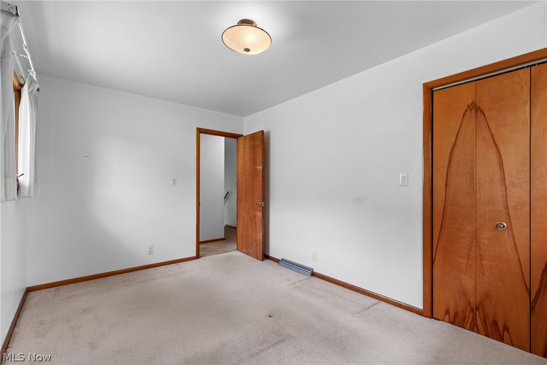 405 N 10th Street Martins Ferry OH 43935