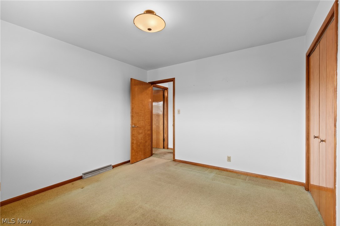 405 N 10th Street Martins Ferry OH 43935