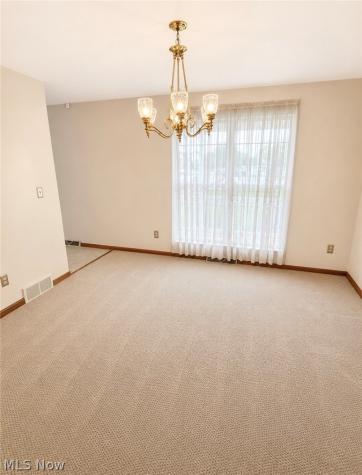 2189 Woodgate Street Youngstown OH 44515