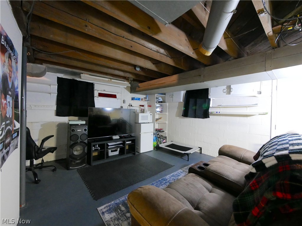 72622 Colerain Road Dillonvale OH 43917