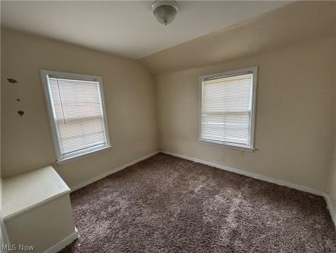 12324 Willard Avenue Garfield Heights OH 44125