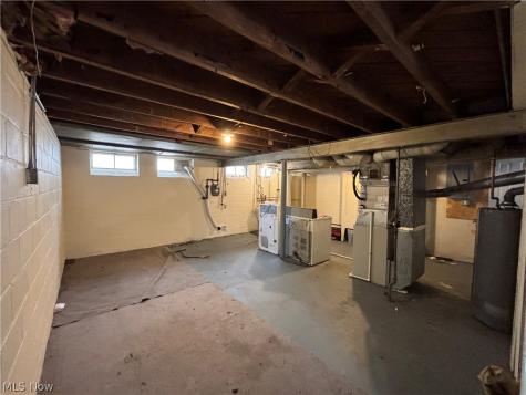 12324 Willard Avenue Garfield Heights OH 44125