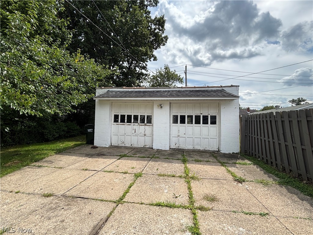 12324 Willard Avenue Garfield Heights OH 44125
