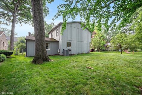 2303 18th Street Cuyahoga Falls OH 44223