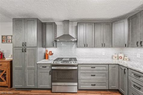 2303 18th Street Cuyahoga Falls OH 44223