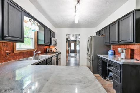 11690 Island Road Grafton OH 44044
