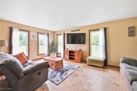 11690 Island Road Grafton OH 44044
