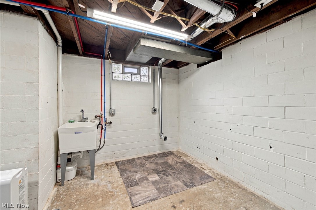 12042 Greenwich Road Homerville OH 44235