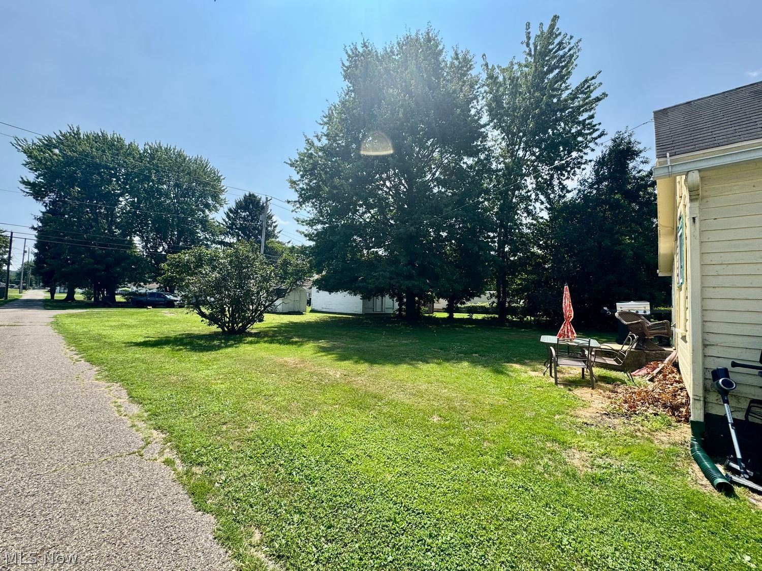 119 N Main Street Tuscarawas OH 44682