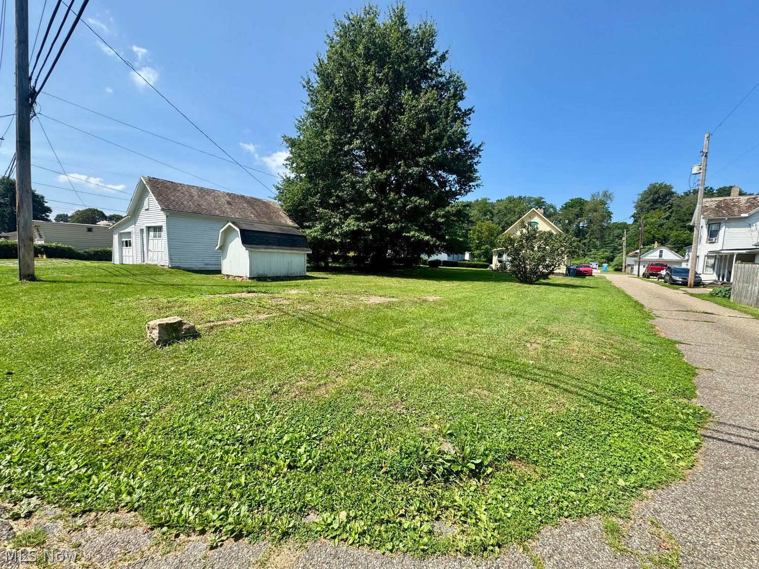 119 N Main Street Tuscarawas OH 44682
