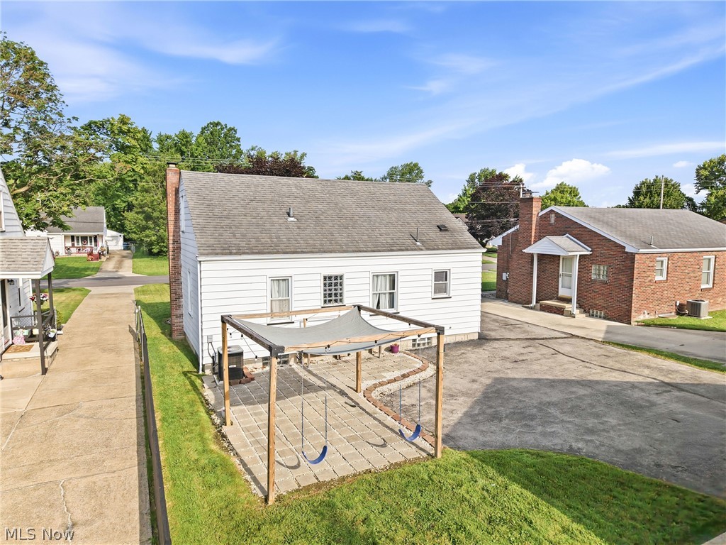 95 Westview Avenue Hubbard OH 44425