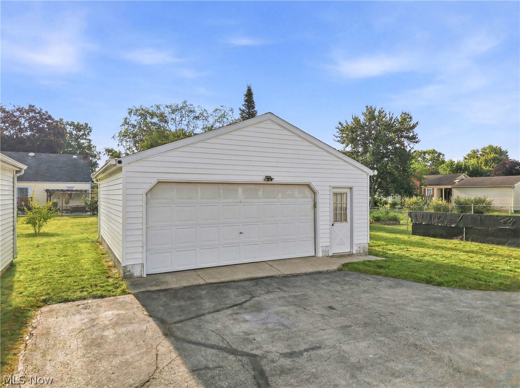 95 Westview Avenue Hubbard OH 44425