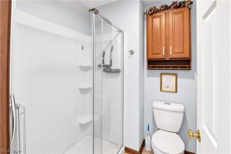 213 Crestland Avenue NW North Canton OH 44720
