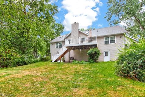 213 Crestland Avenue NW North Canton OH 44720