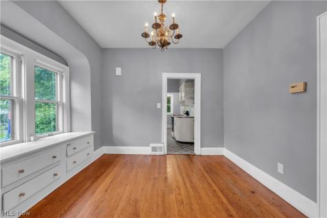 618 Keller Street Barberton OH 44203