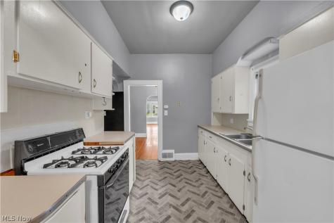 618 Keller Street Barberton OH 44203