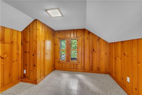 618 Keller Street Barberton OH 44203
