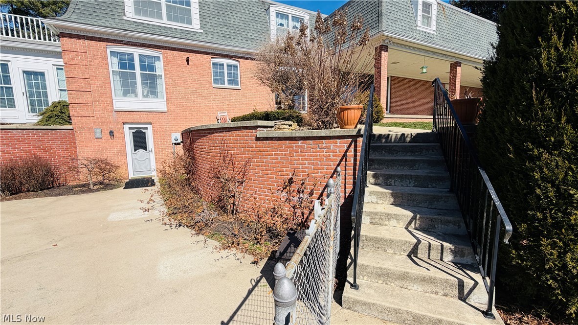2950 Ash Meadows Boulevard Zanesville OH 43701
