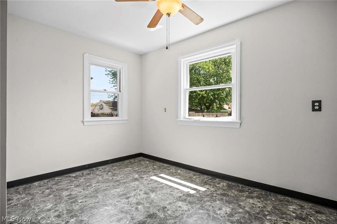 13613 Clifford Avenue Cleveland OH 44135
