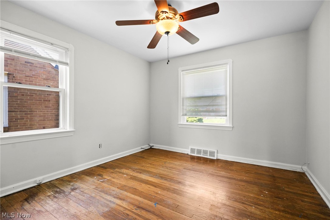 13613 Clifford Avenue Cleveland OH 44135