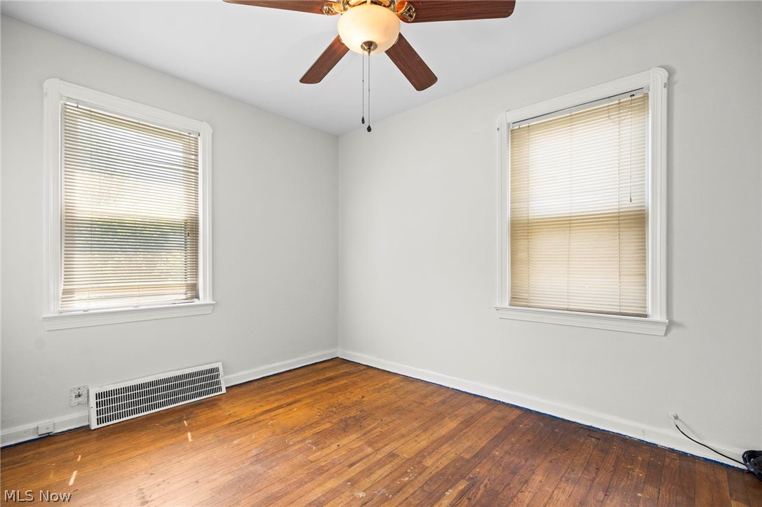 13613 Clifford Avenue Cleveland OH 44135