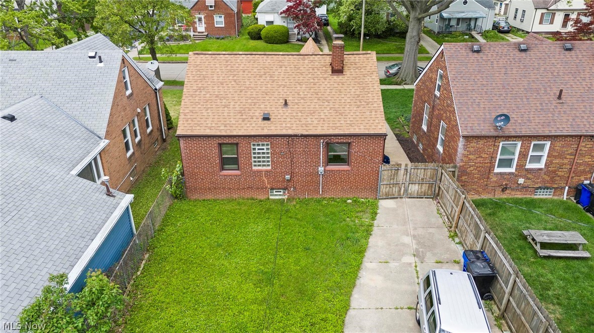 13613 Clifford Avenue Cleveland OH 44135