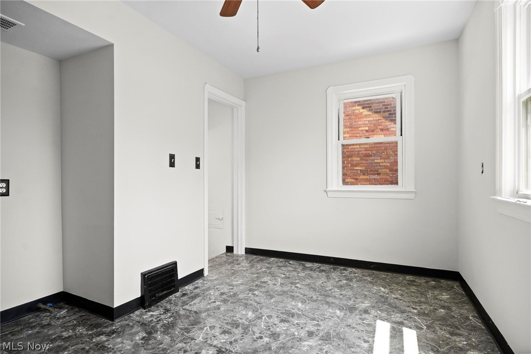 13613 Clifford Avenue Cleveland OH 44135