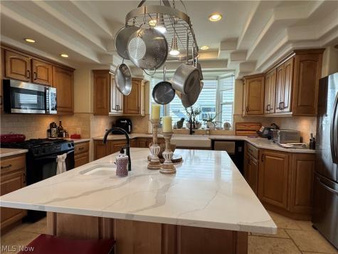 517 3rd Street Marietta OH 45750