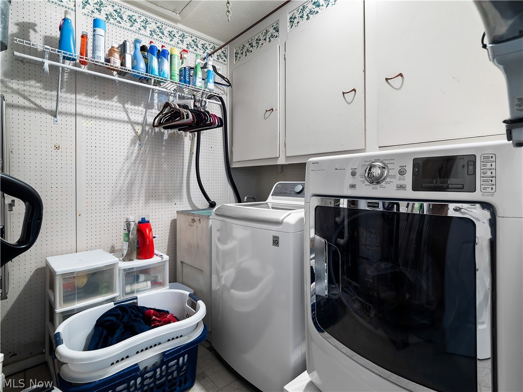 557 Crossbrook Drive Berea OH 44017