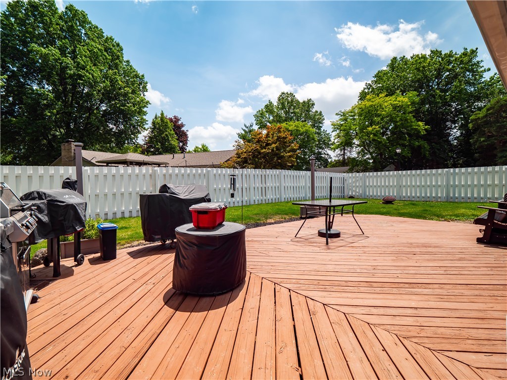 557 Crossbrook Drive Berea OH 44017