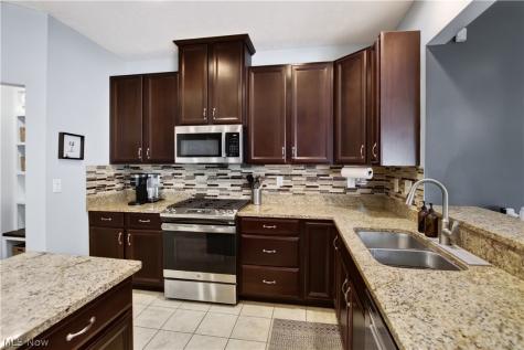 3191 Seneca Drive Brunswick OH 44212