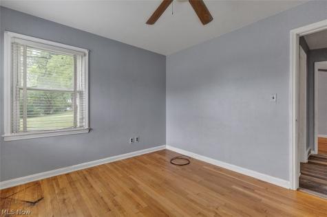 115 Wheelock Drive Bedford OH 44146