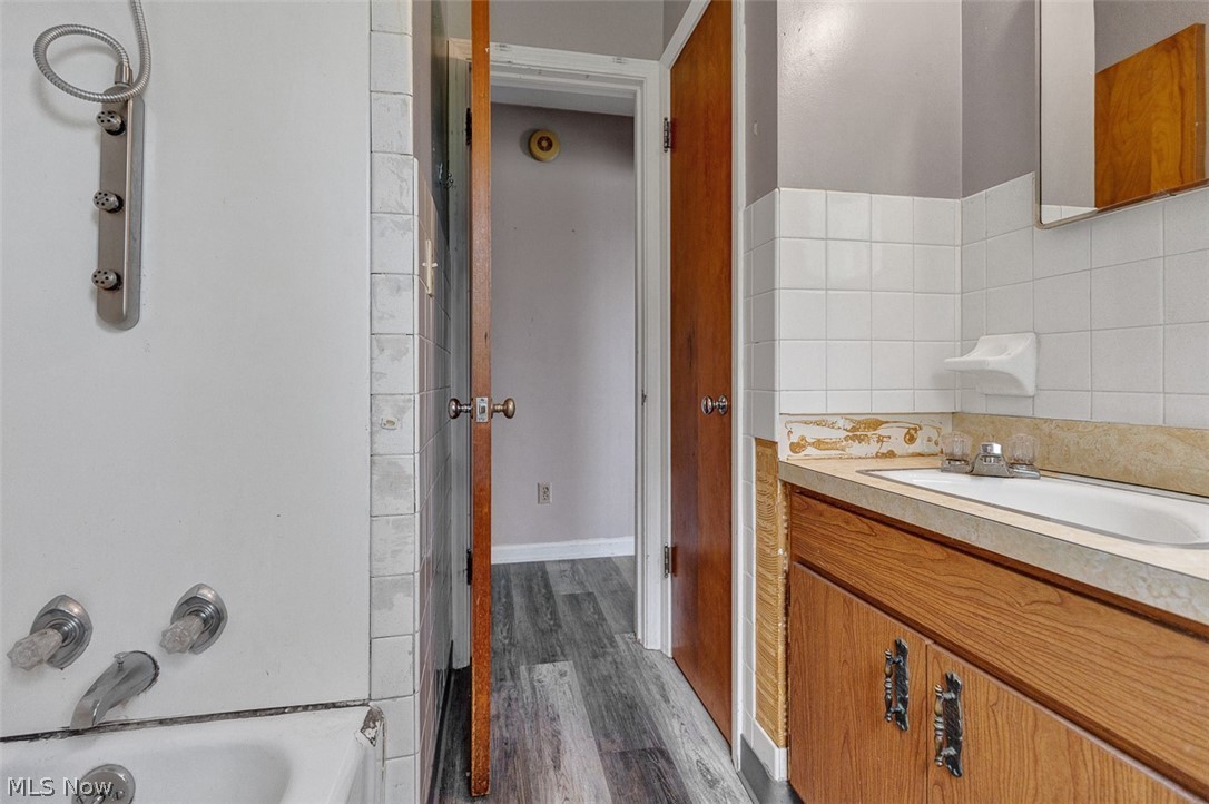 115 Wheelock Drive Bedford OH 44146