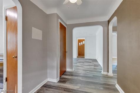115 Wheelock Drive Bedford OH 44146