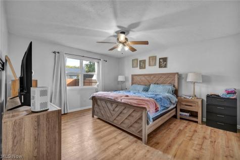 318 Sandpiper Avenue Elyria OH 44035