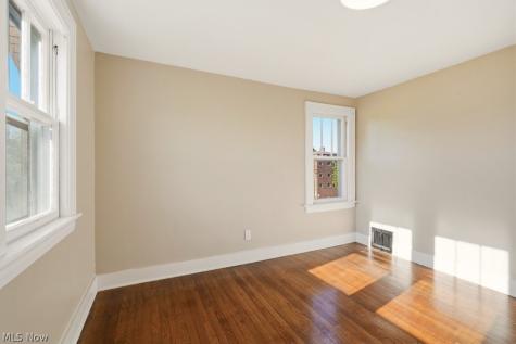 761 Glendora Avenue Akron OH 44320