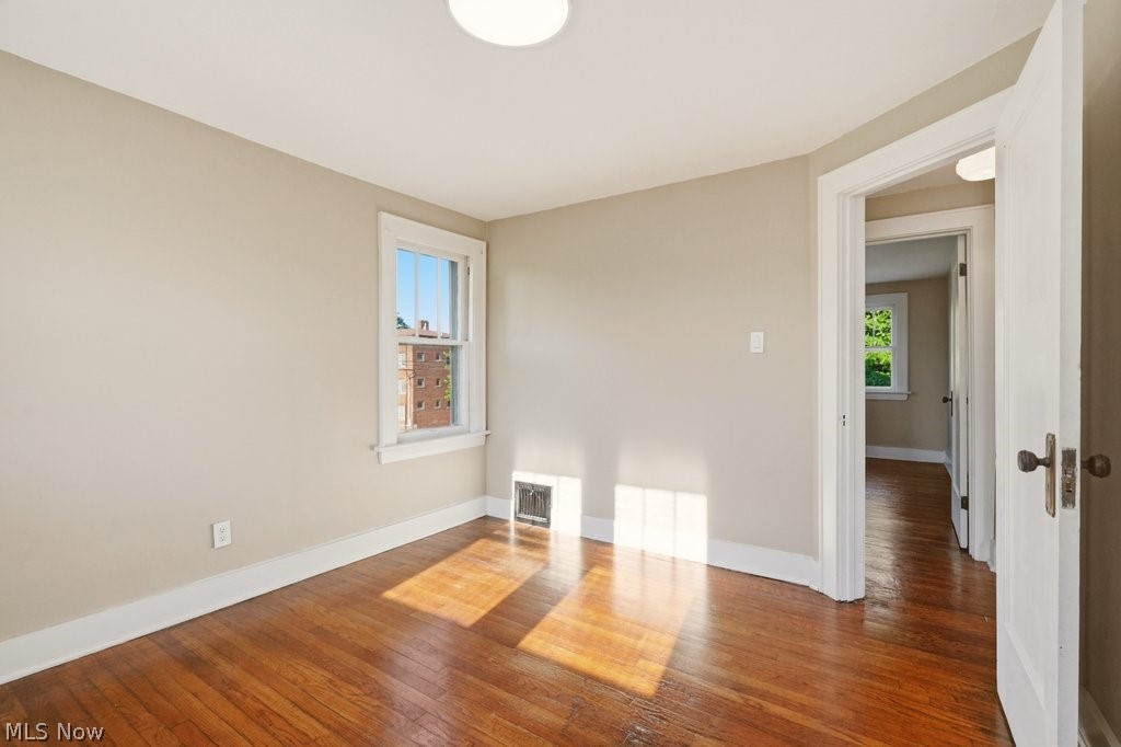 761 Glendora Avenue Akron OH 44320