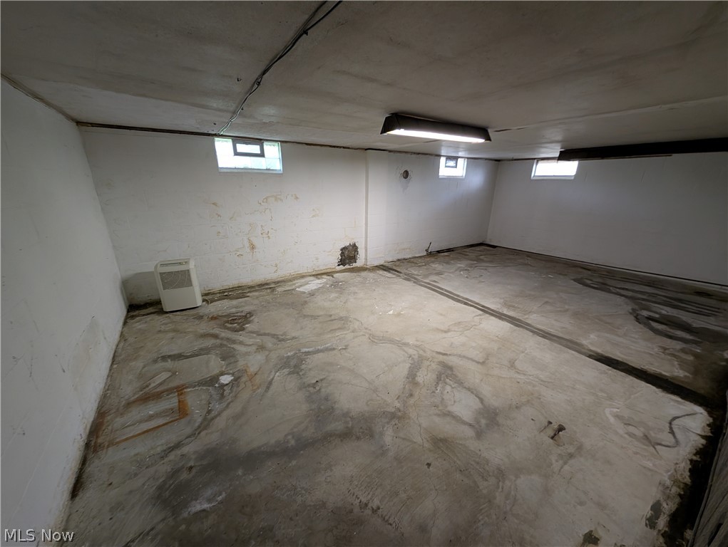 1106 Warren Road Newton Falls OH 44444