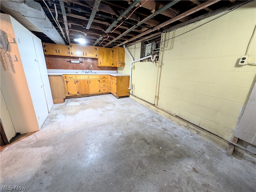 1106 Warren Road Newton Falls OH 44444