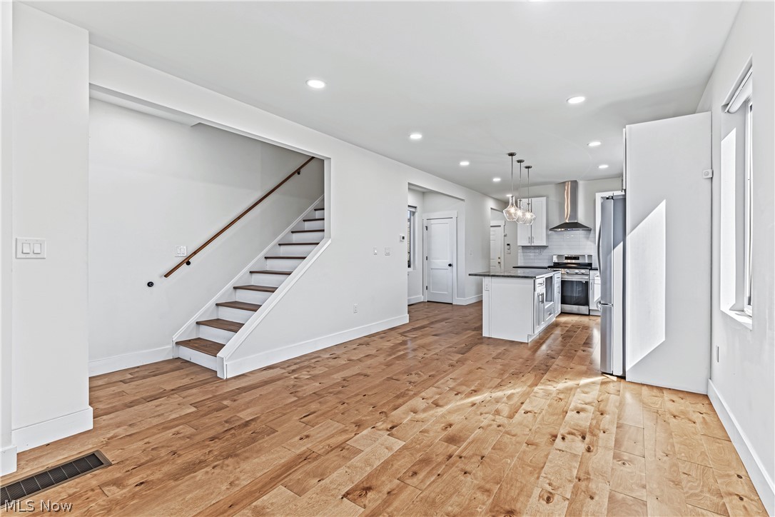 4210 Peach Court Cleveland OH 44113