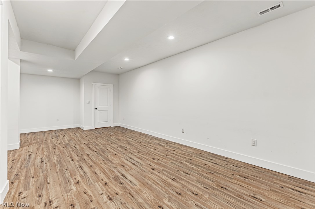 4210 Peach Court Cleveland OH 44113