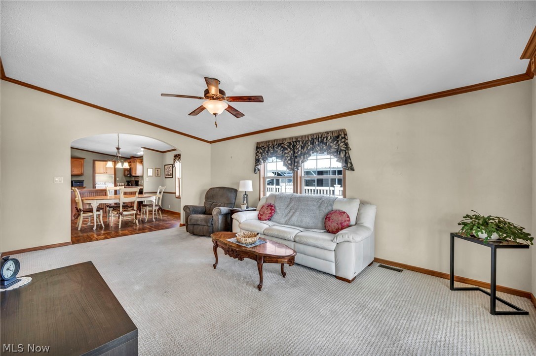 378 Pin Oak Elyria OH 44035