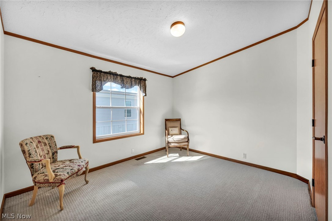 378 Pin Oak Elyria OH 44035