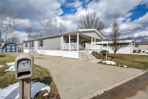 378 Pin Oak Elyria OH 44035