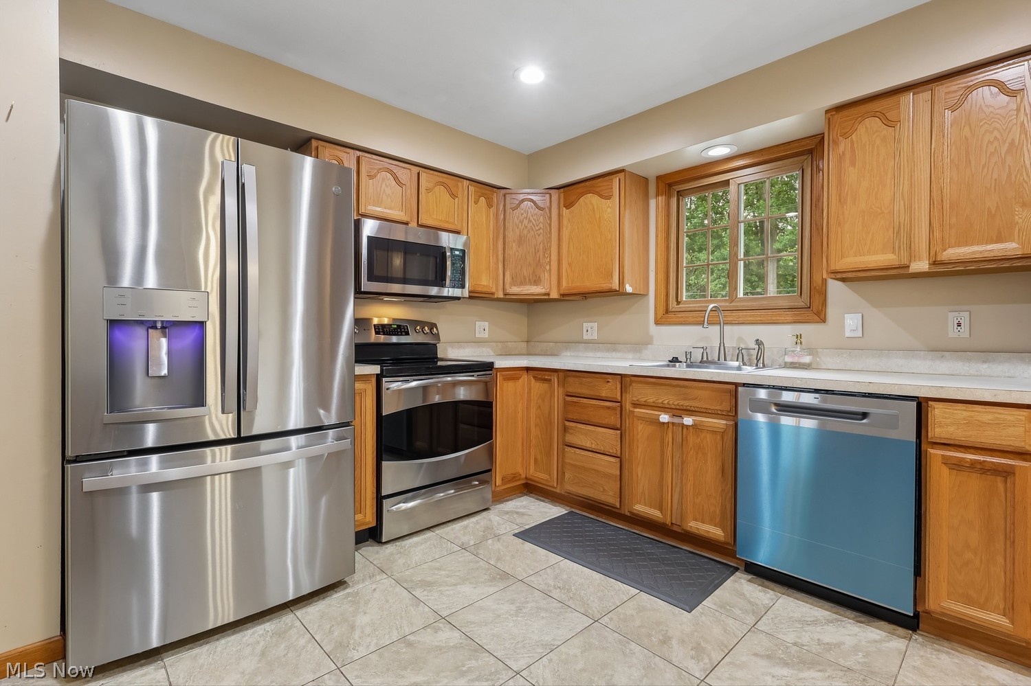 5897 Forest Ridge Drive North Olmsted OH 44070