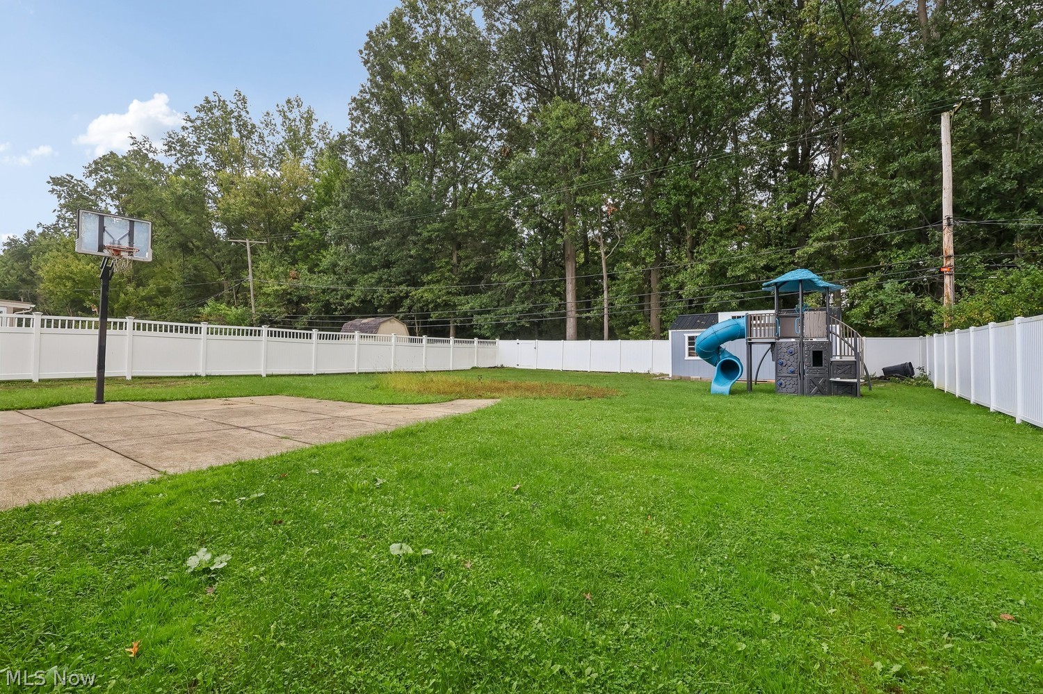 5897 Forest Ridge Drive North Olmsted OH 44070